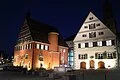 Piazza del mercato e Municipio di Bopfingen di notte