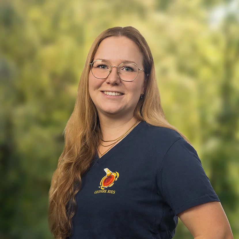 Porträtfoto der Mitarbeiterin Anna Mareis.