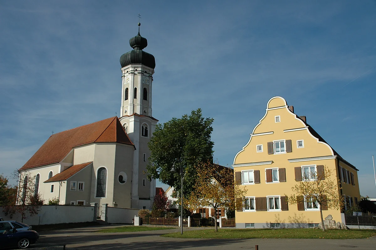 Außenansicht Pfarrkirche Maihingen