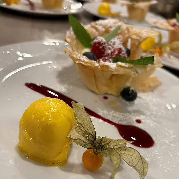 Blick auf eine leckere Nachspeise.